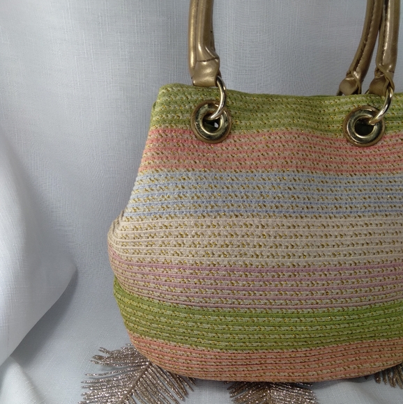 Pastel stripe woven handbag - Picture 2 of 4